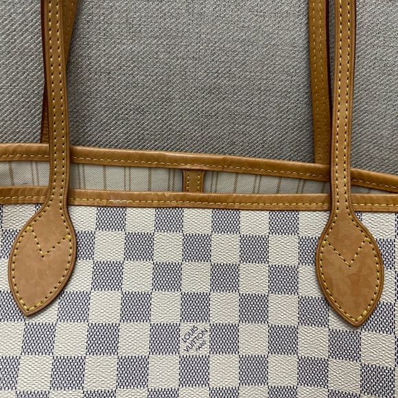LV Neverfull MM Damier Azure Rose Beige - Picture 9 of 16